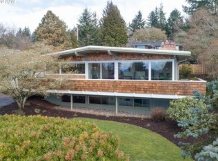 8815 W Stark St, Portland, OR 97229