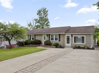 1147 Arnold Dr, Endicott, NY 13760