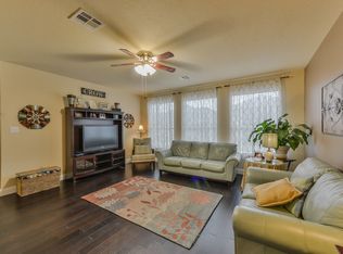 221 Ridge Blf, Cibolo, TX 78108