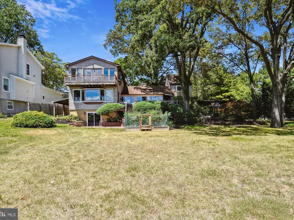 422 Park Creek Rd, Pasadena, MD 21122