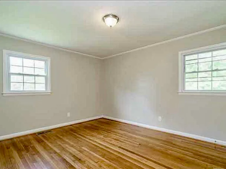 600 Beverly Dr — Photo 9