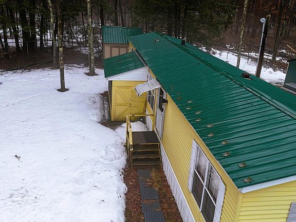 2nd image of 8 Cardinal Circle