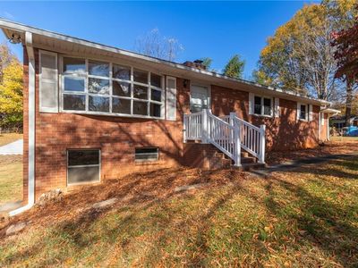 110 Gamble Dr, Winston Salem, NC, 27103