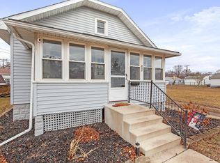 832 Reisig St, Monroe, MI 48161