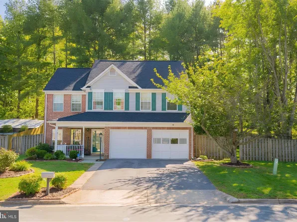 6197 Oaklawn Ln, Woodbridge, VA 22193