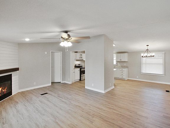 3rd image of 454 Bradshaw Cir Lot 8