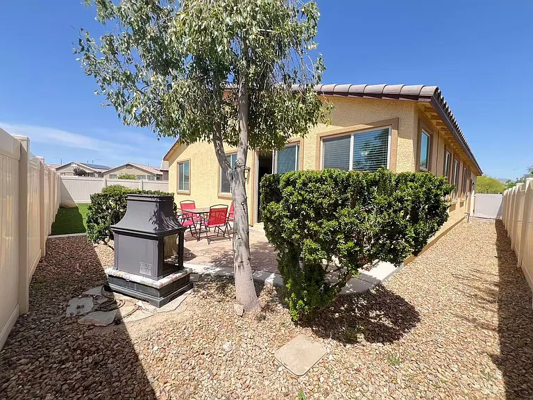 5729 Tideview St — Photo 24