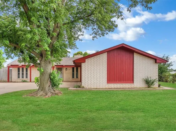 700 E 10th St, Cordell, OK 73632