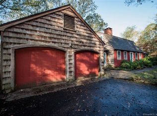 46 School House Ln, East Hampton, CT 06424