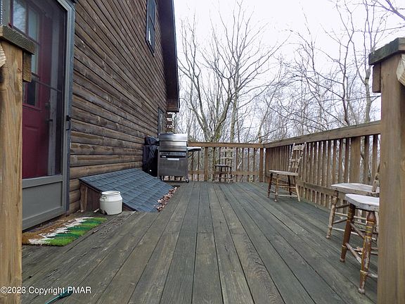 5th image of 124 Upper Notch Rd