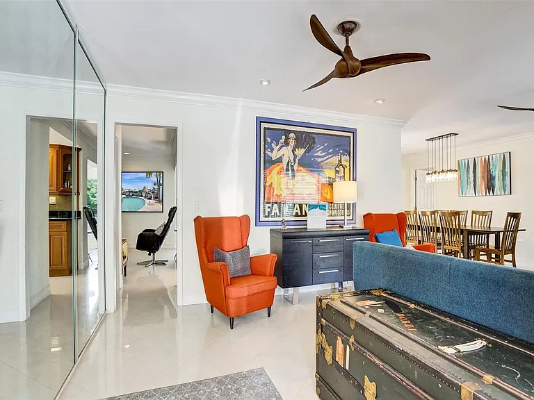2051 Coral Reef Dr — Photo 5