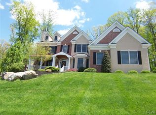 1970 Velvet Trail Ln, Hellertown, PA 18055