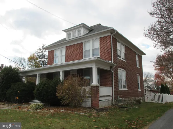 2 N Main St, Jacobus, PA 17407