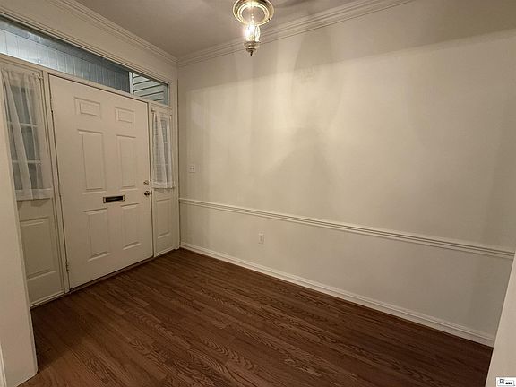 3rd image of 2503 Rosedale Dr