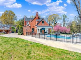 300 Morgan St, Marion, NC 28752