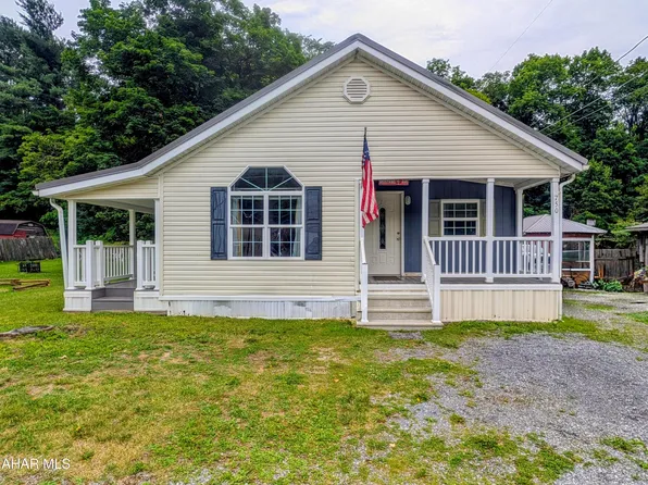 750 Six Mile Run Rd, Defiance, PA 16633
