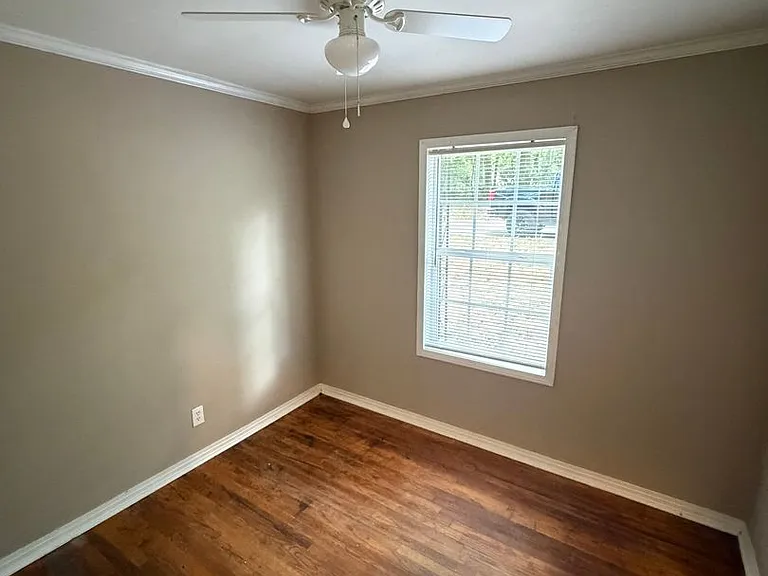 121 Sage St — Photo 9