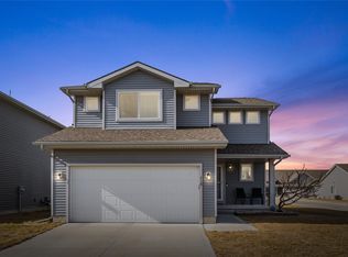 716 Cherry St NW, Bondurant, IA 50035