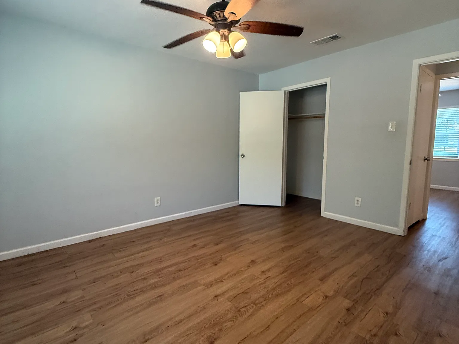 3 bed, 1113 sqft, $1,750 — Photo 3