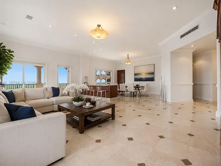 13633 Deering Bay Dr #Penthouse 285 — Photo 5
