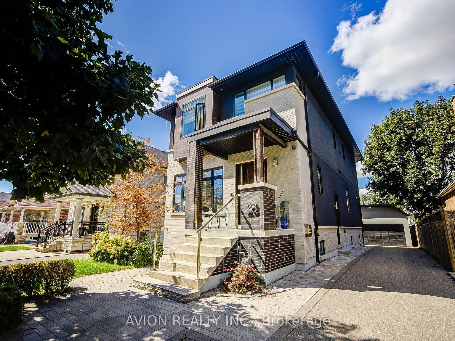 2 bed, $1,900 — Photo 2