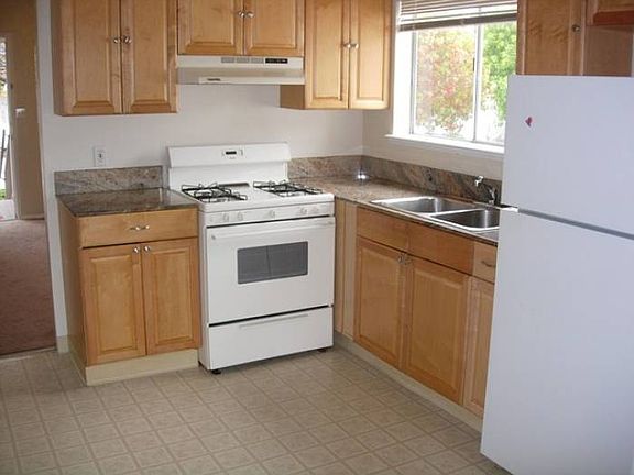 Adorable Kitchen Area