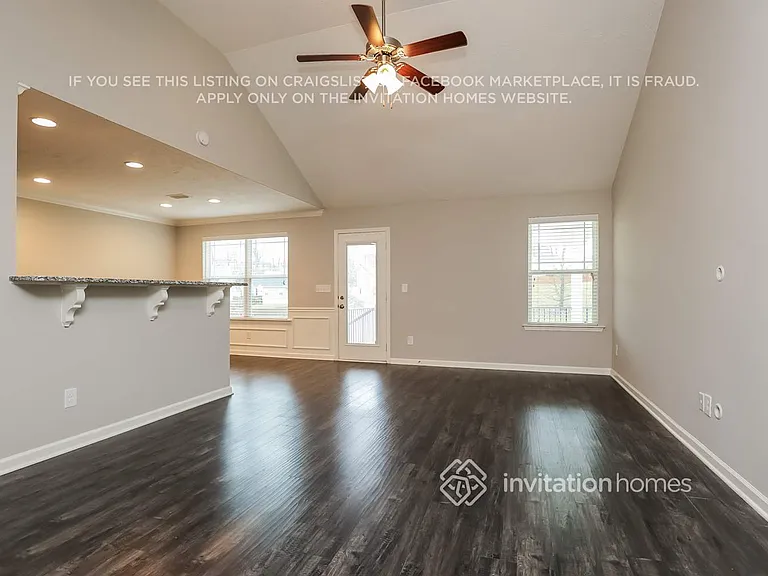 104 Dueler Dr — Photo 2