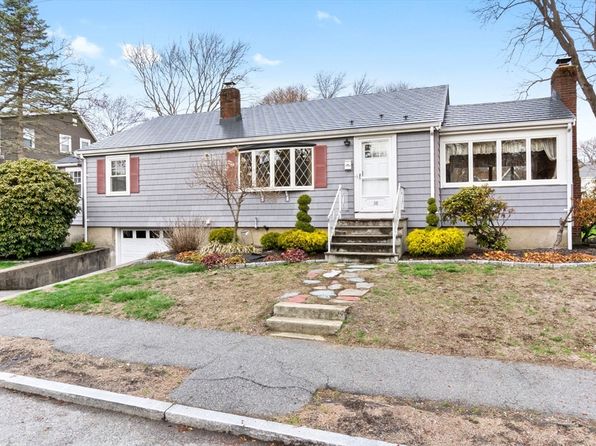 38 Grafton St, Wakefield, MA 01880