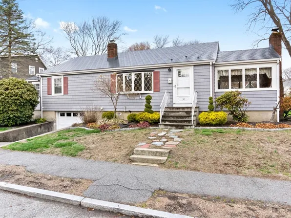 38 Grafton St, Wakefield, MA 01880