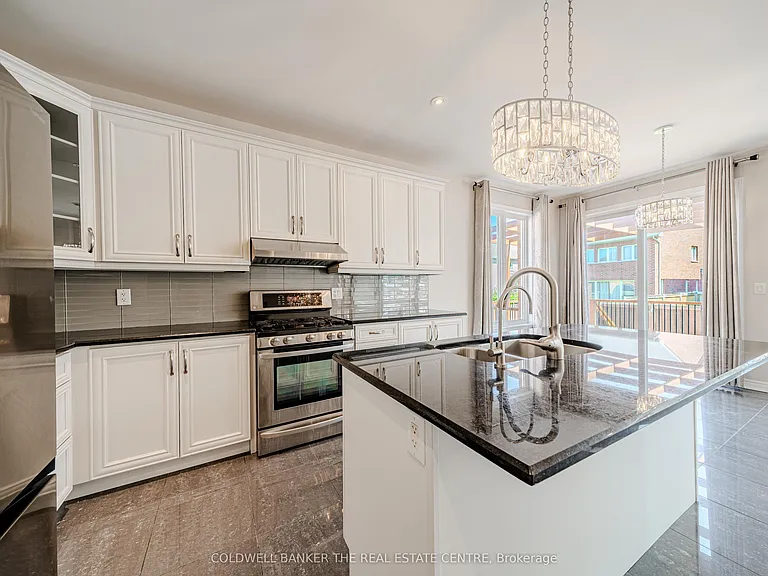 15 Military Ct — Photo 26