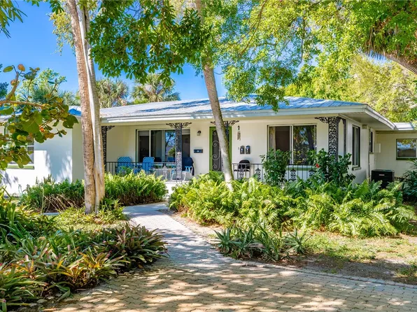 2407 15th Ave, Vero Beach, FL 32960