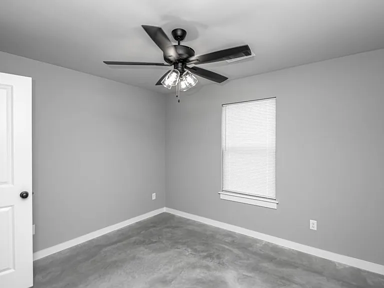 202 Greenwood Ave — Photo 13
