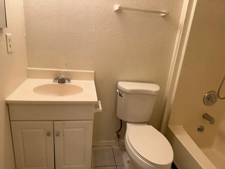 209 Alaska Ave #4 — Photo 12