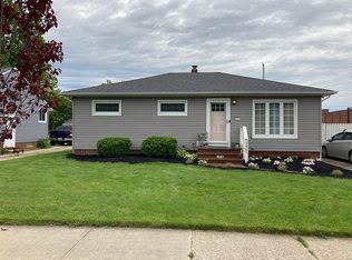4661 Southwood Dr, Brooklyn, OH