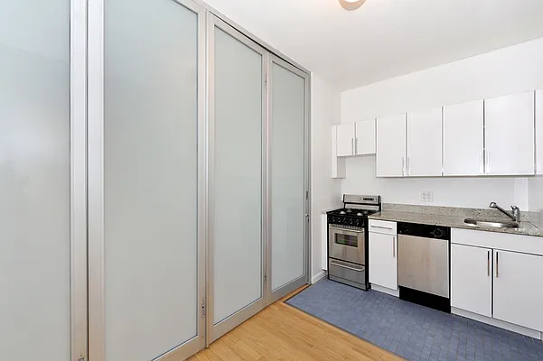 Rented by Aether Property Group | media 23