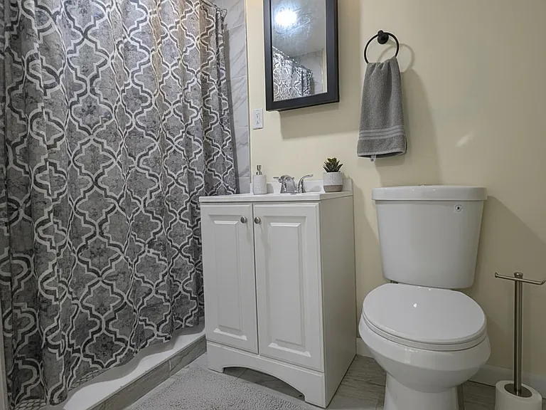 119-16 194th St #4 — Photo 7