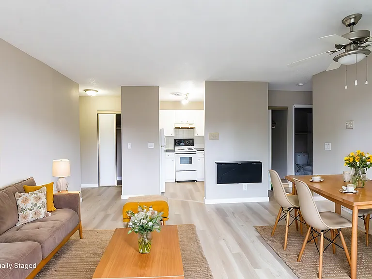 1715 24th Ave SW — Photo 4