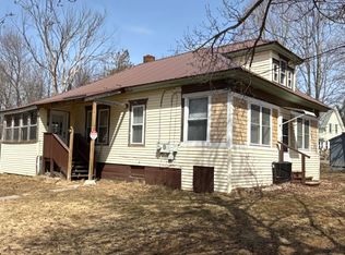 58 Charleston Rd, Dexter, ME 04930