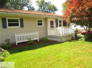 2834 S Deerfield Ave, Lansing, MI 48911