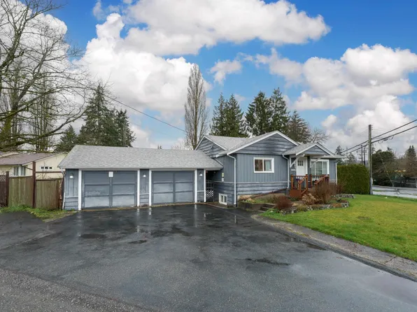 11943 232nd St, Maple Ridge, BC V2X 6T2