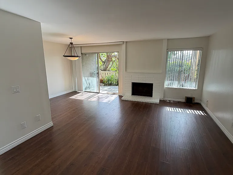 221 Oakleaf Dr — Photo 14
