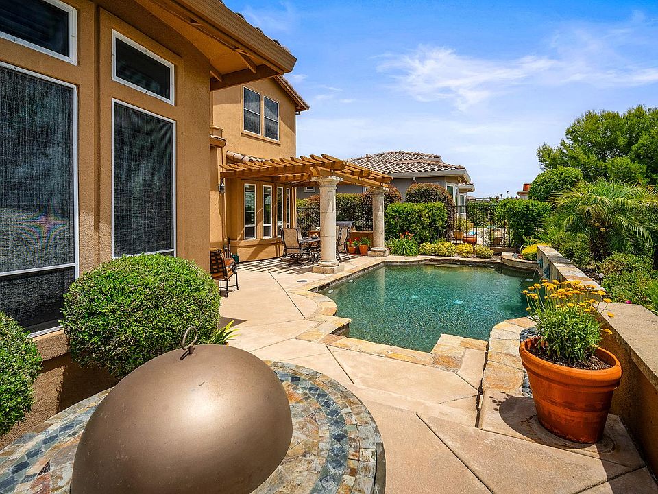1st image of 6085 Southerness Dr