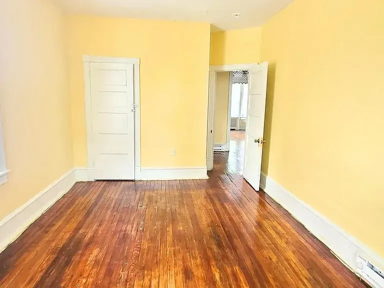 5113 N Broad St — Photo 11