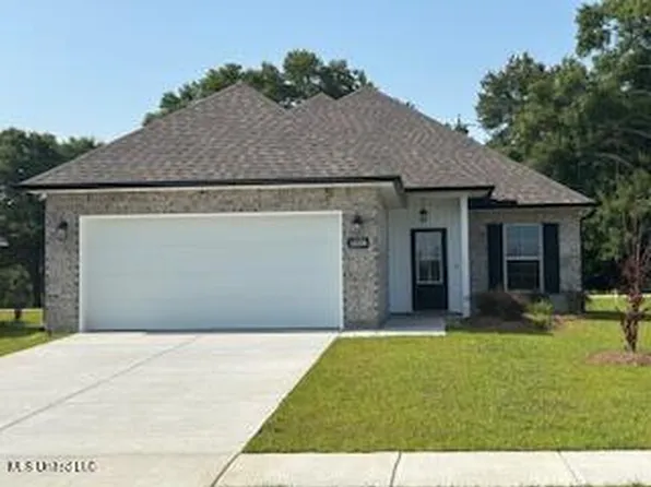 15359 Serene St, Gulfport, MS 39503