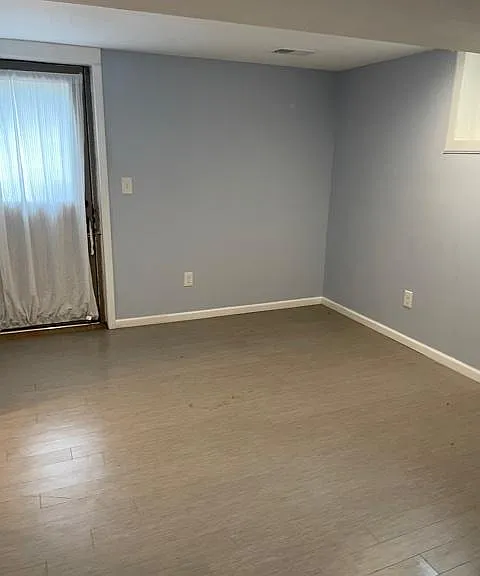 5725 Horton St — Photo 13