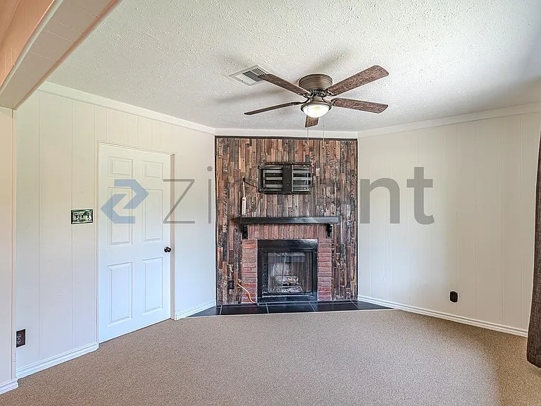 4701 W 43rd St — Photo 13