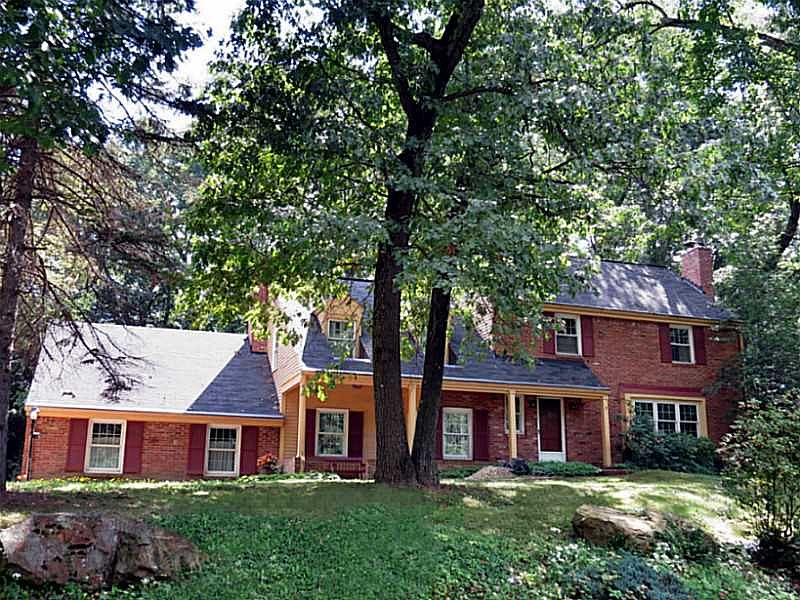 1st image of 326 Lakewood Dr #Drive`