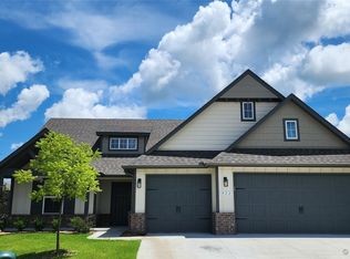 911 E Fulton Ct, Broken Arrow, OK 74012