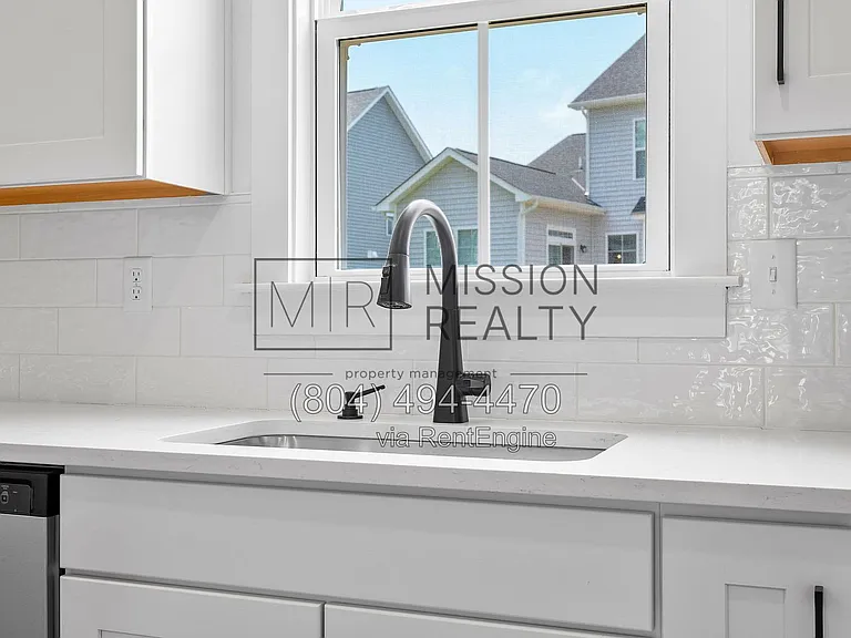 13513 Pinstone Ct — Photo 18