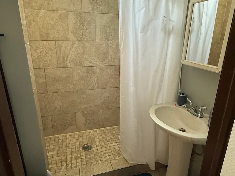 321 Donahue St #2 — Photo 5